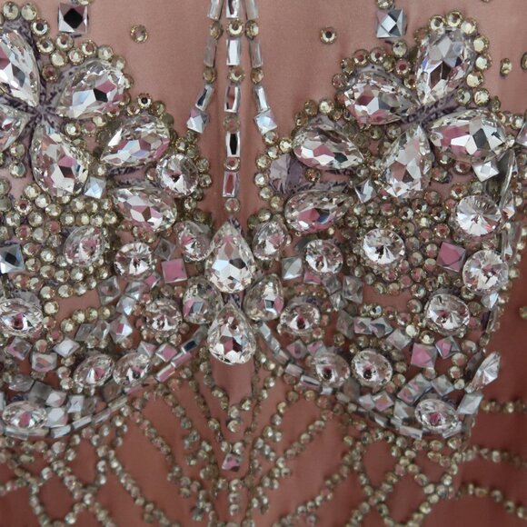 💎 Nude Rhinestone Bodysuit – Ultimate Showstopper 💎 - Picture 4 of 8